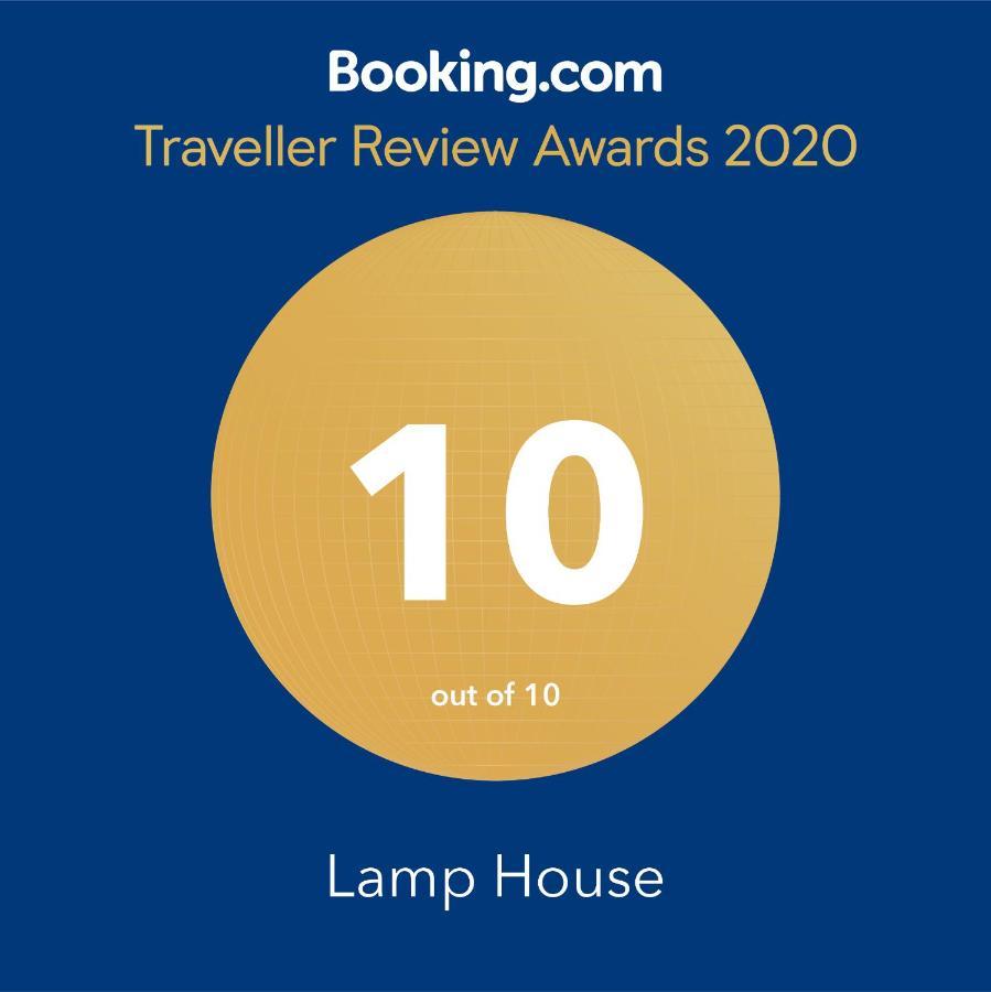 Lamp House Apartment Брашов Екстериор снимка