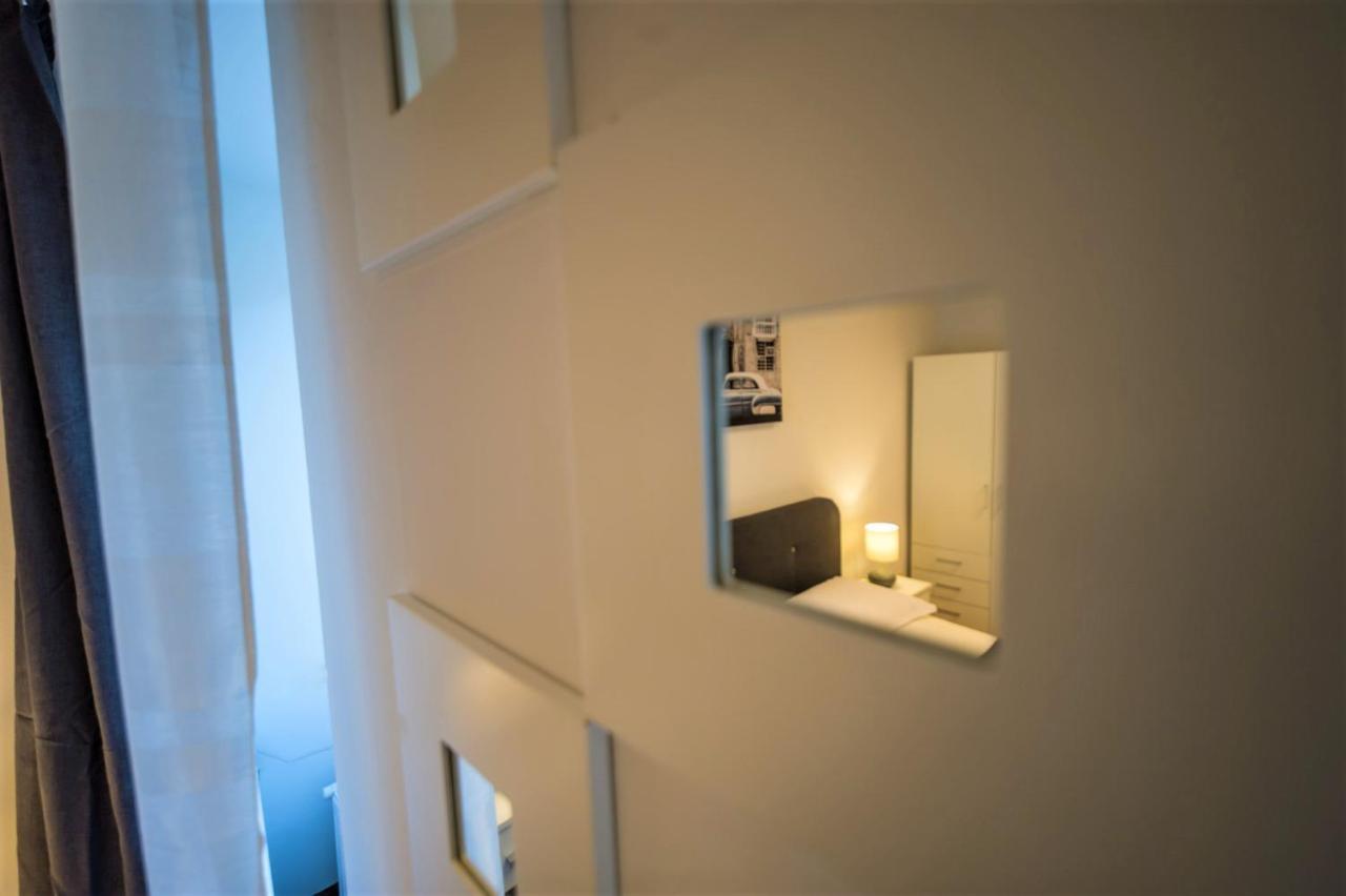 Lamp House Apartment Брашов Екстериор снимка